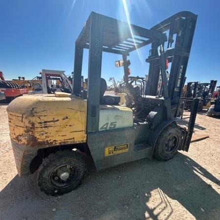 Used 2011 TCM FD45T2 Pneumatic Tire Forklift for sale in Odessa Texas