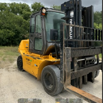 Used 2018 HYUNDAI 70D-9 Pneumatic Tire Forklift for sale in San Antonio Texas