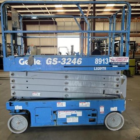 Used 2015 GENIE GS3246 Scissor Lift for sale in El Paso Texas