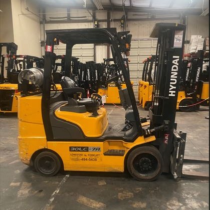 Used 2018 HYUNDAI 30LC-7A Cushion Tire Forklift for sale in Garland Texas