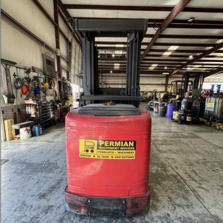 Used 2008 RAYMOND OPC30TT Narrow Aisle Forklift for sale in El Paso Texas