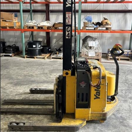 Used 2005 YALE MSW040SEN24TB087 Electric Pallet Jack for sale in Houston Texas