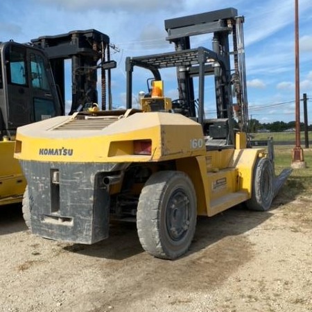 Used 2018 KOMATSU FD160E Pneumatic Tire Forklift for sale in San Antonio Texas