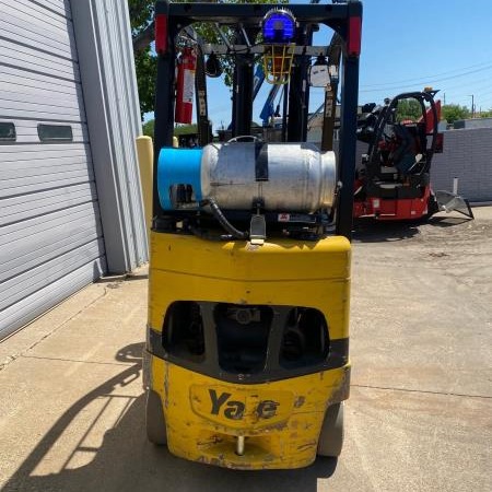 Used 2016 YALE GLC035 Cushion Tire Forklift for sale in Garland Texas