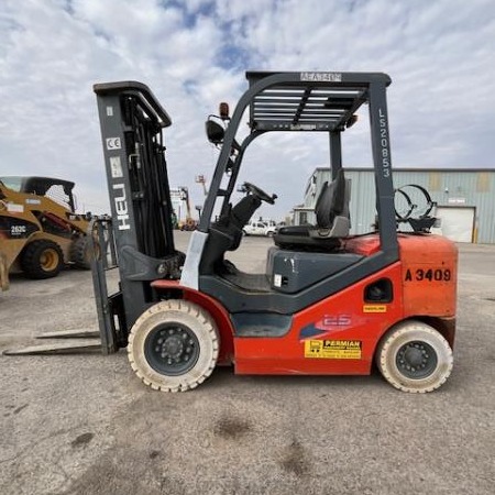 Used 2017 HELI CPYD25C-KU1H Cushion Tire Forklift for sale in Odessa Texas