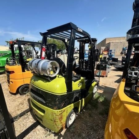 Used 2018 CLARK C25CL Cushion Tire Forklift for sale in Haltom City Texas