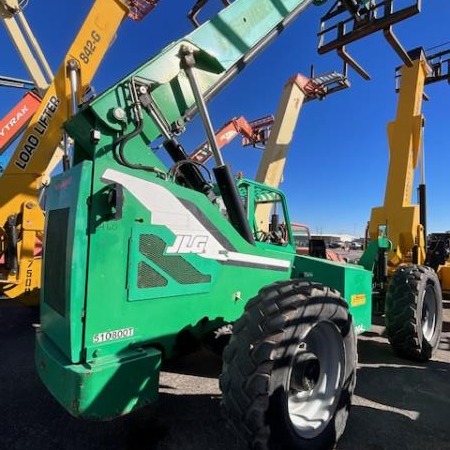 Used 2013 JLG 10042 Telehandler / Zoom Boom for sale in Odessa Texas