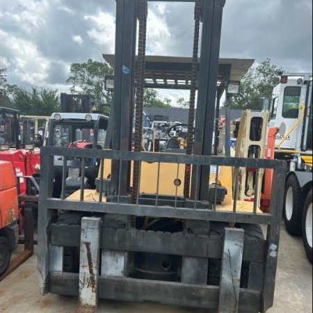 Used 1900 TCM FD70-2 Pneumatic Tire Forklift for sale in Houston Texas