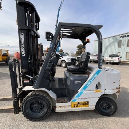 Used 2017 NISSAN FHD25T5V Pneumatic Tire Forklift for sale in Odessa Texas