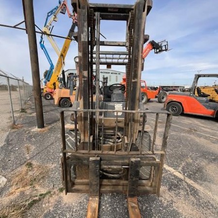 Used 2005 TCM FD40T9 Pneumatic Tire Forklift for sale in Odessa Texas