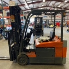 Used 1995 TOYOTA 7FBEU20 Electric Forklift for sale in Round Rock Texas