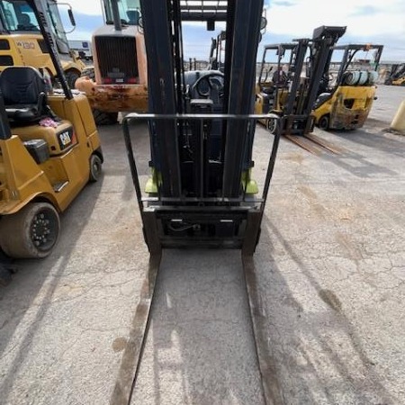 Used 2015 CLARK C25C Cushion Tire Forklift for sale in Odessa Texas