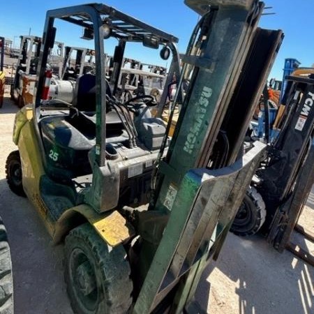 Used 2020 KOMATSU FG25T-16 Pneumatic Tire Forklift for sale in Odessa Texas